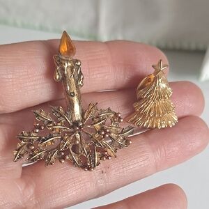 Vintage Candle and Christmas Tree Brooch Set